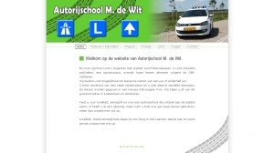 logo Wit Autorijschool M de