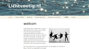 logo Lichtvoetig.nl